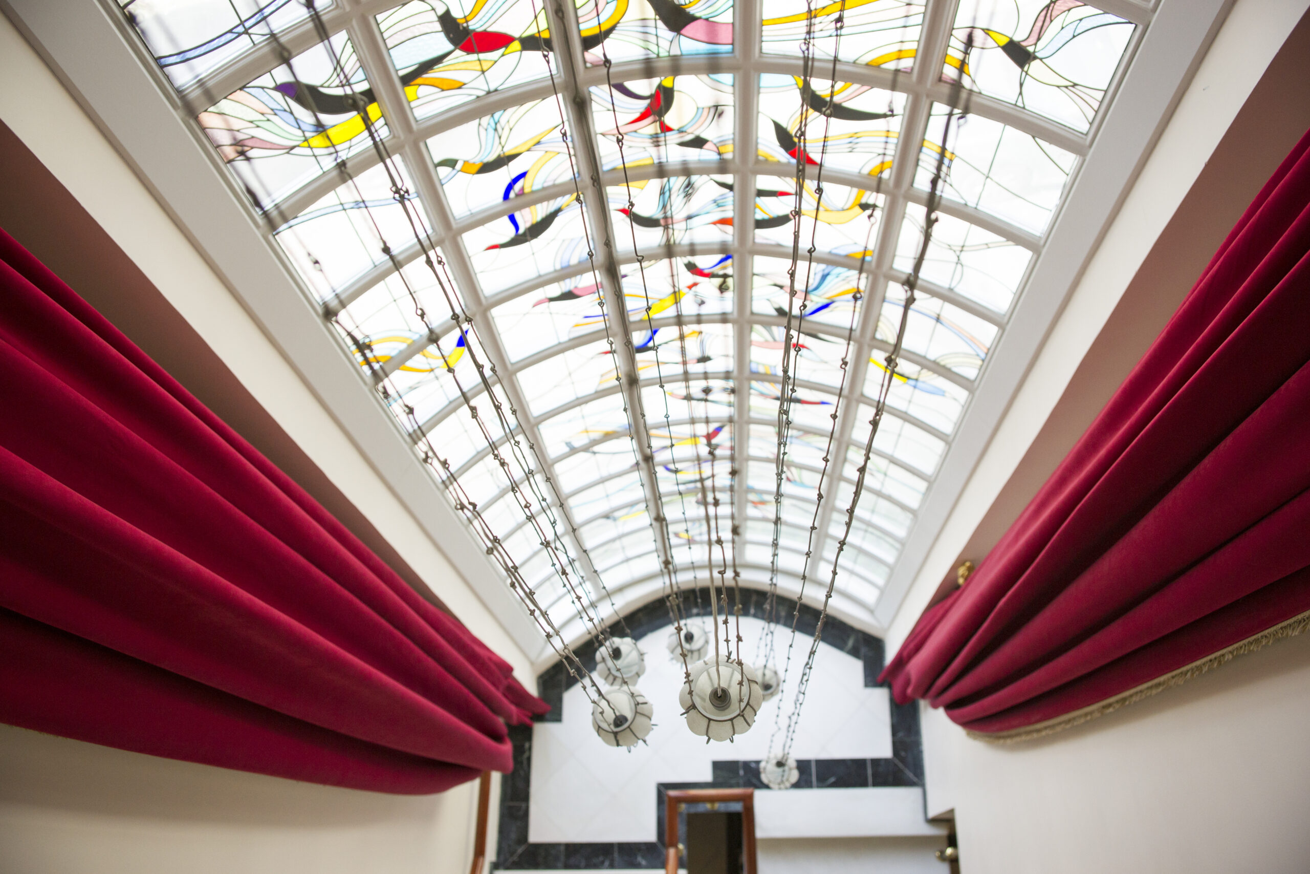 Crown molding vaulted ceiling