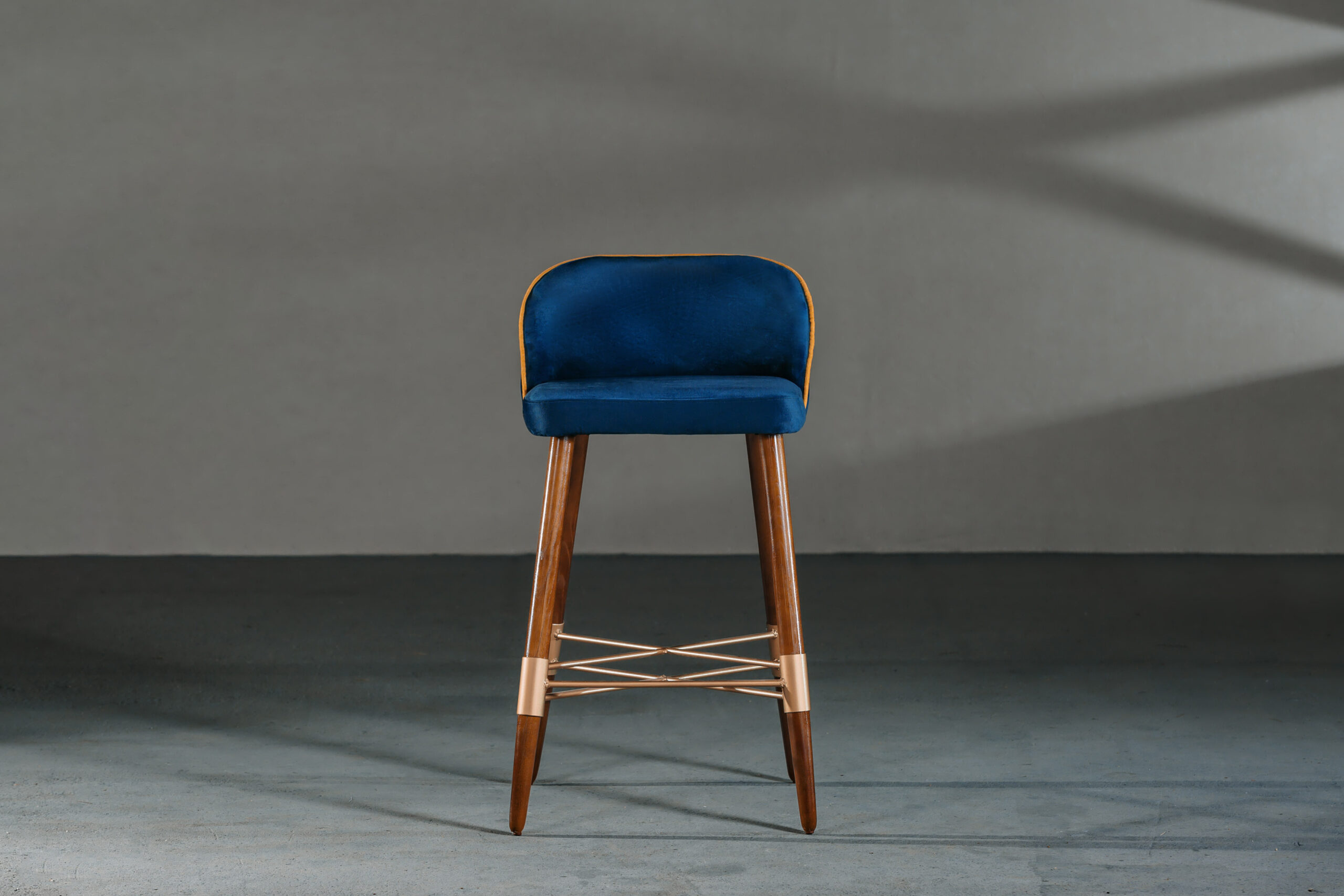 Bar Stools With Adjustable Height