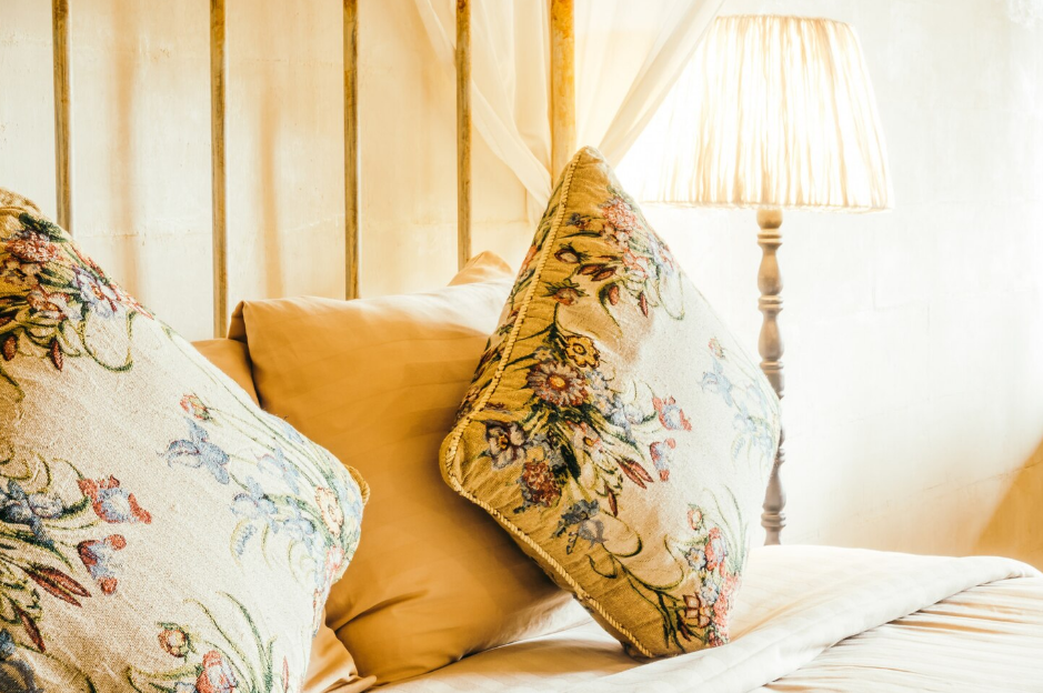 Floral Pillow Covers: A Beautiful Way to Refresh Your Home Decor